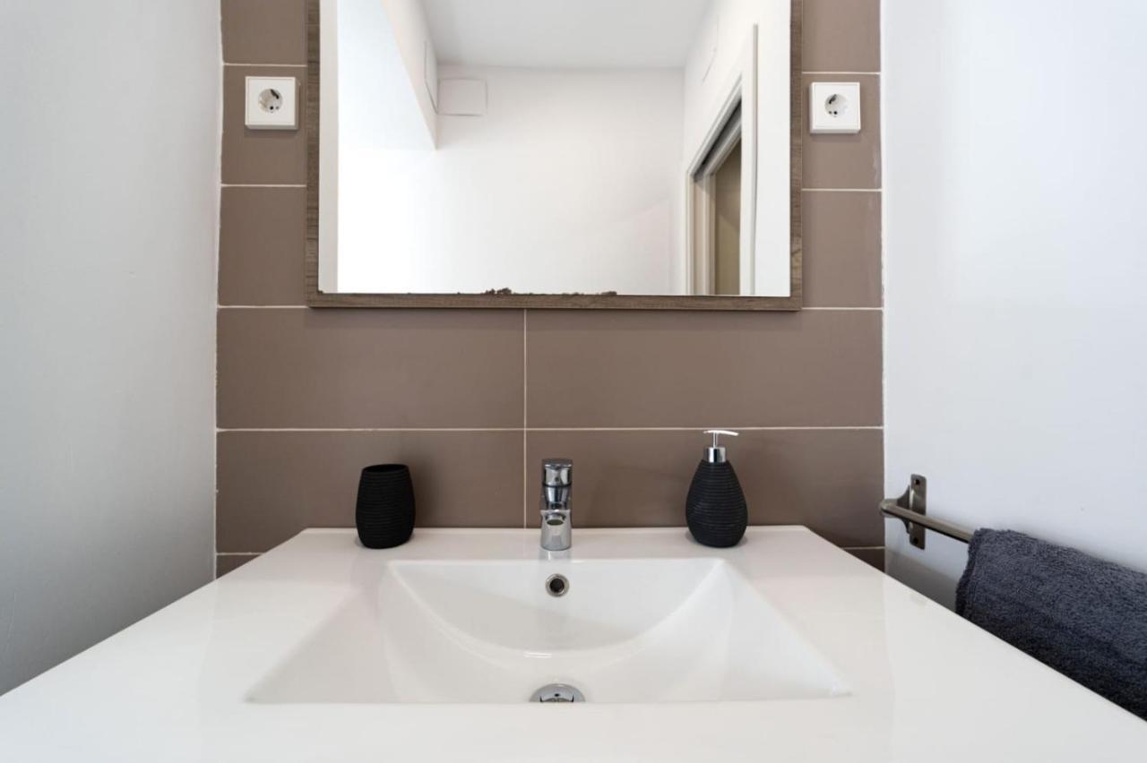 Avenida De Asturias Apartment B Madrid Exterior photo